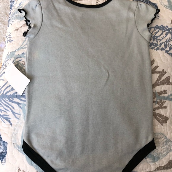 LA Kings Onesie NWOT - Picture 2 of 2